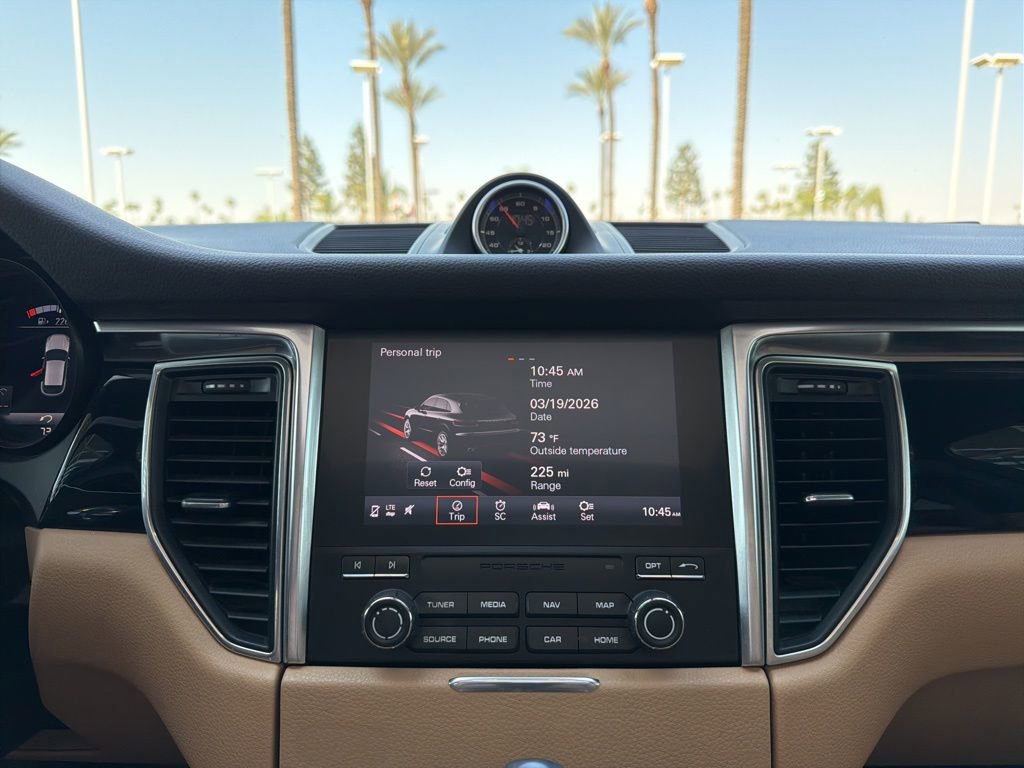 Used 2018 Porsche Macan Sport Edition image 17