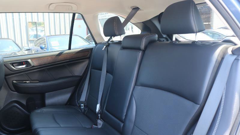 Used 2019 Subaru Outback 2.5i Limited AWD/4WD image 13