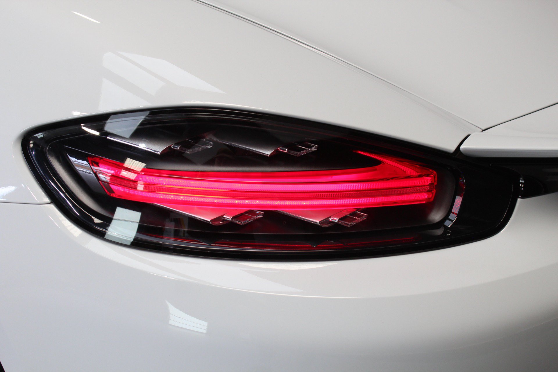 Used 2021 Porsche 718 Boxster w/ Premium Package RWD image 38