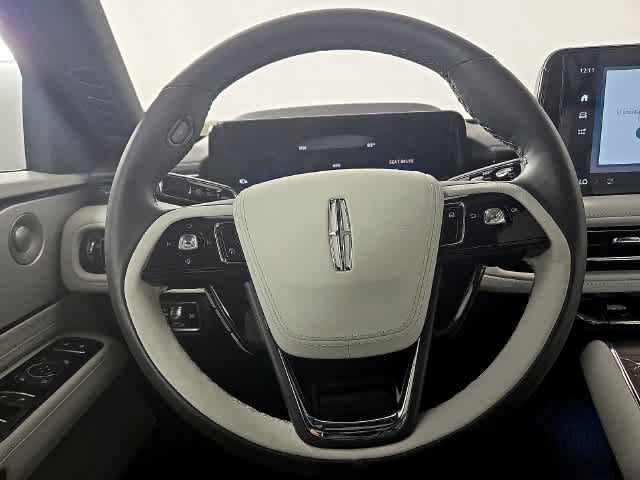 New 2026 Lincoln Aviator Black Label w/ Black Label Special Edition AWD/4WD image 18