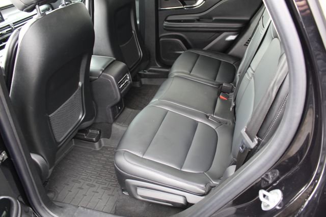 Certified 2024 Lincoln Corsair AWD image 15