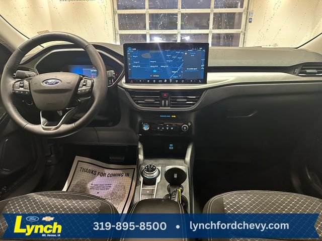 Used 2023 Ford Escape Active w/ Tech Pack #1 AWD/4WD image 9