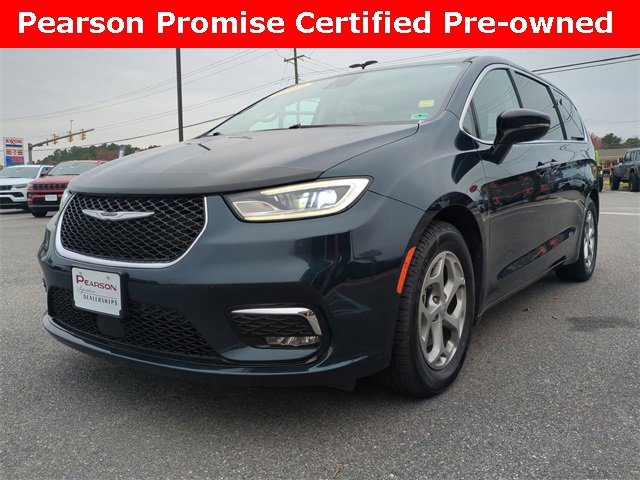 Used 2024 Chrysler Pacifica Limited image 8