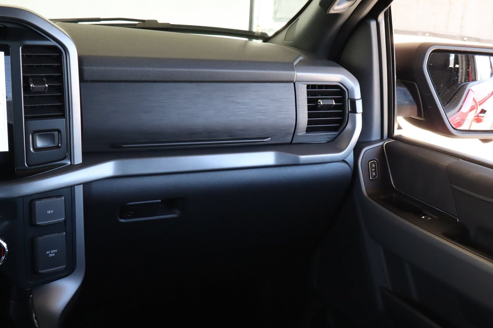 Used 2025 Ford F150 XLT w/ Equipment Group 302A MID AWD/4WD image 32