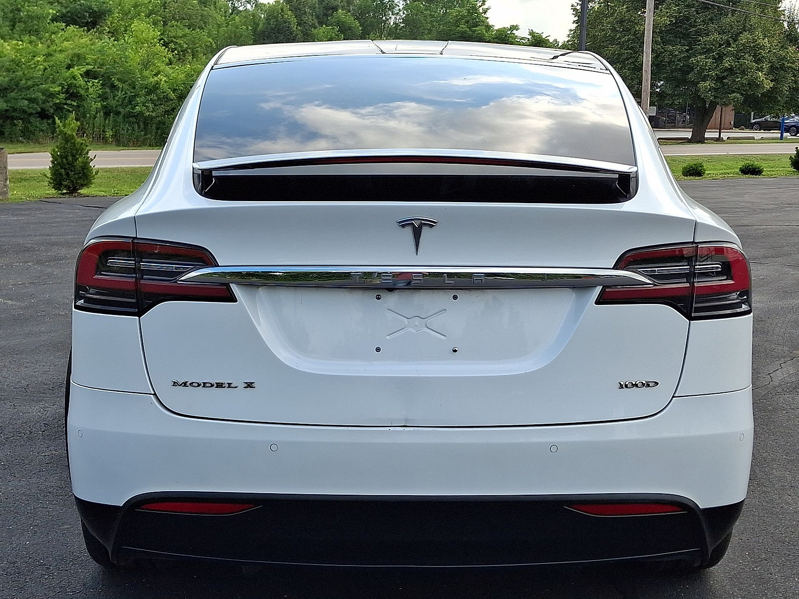 Used 2018 Tesla Model X 75D AWD/4WD image 23