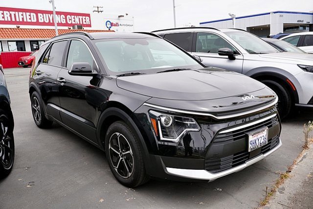 Certified 2023 Kia Niro EX