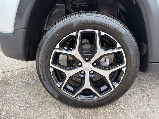 Used 2024 Jeep Compass Limited AWD/4WD image 17