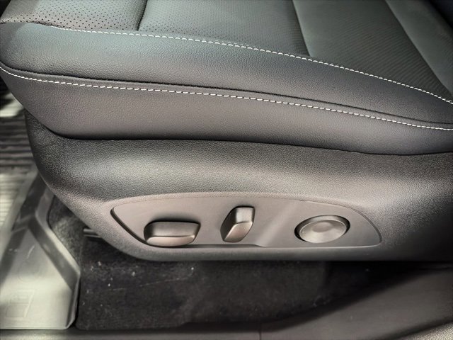 New 2026 Chevrolet Traverse LT w/ Driver Confidence Package image 11