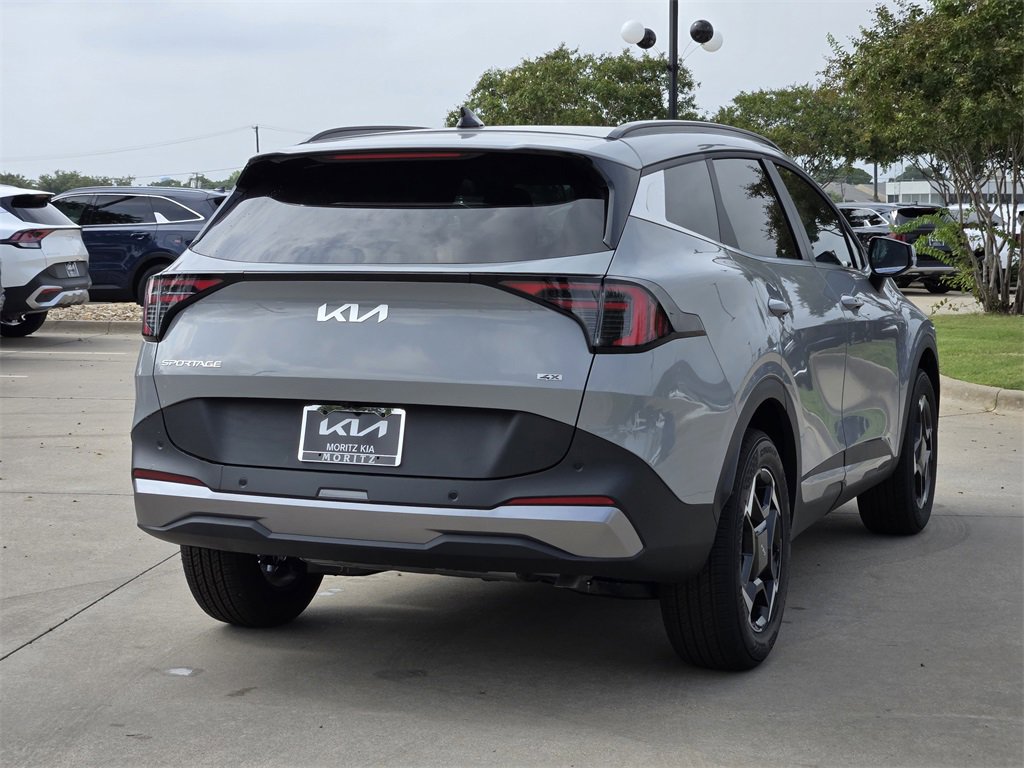 New 2026 Kia Sportage EX w/ EX Panorama Roof Package image 4