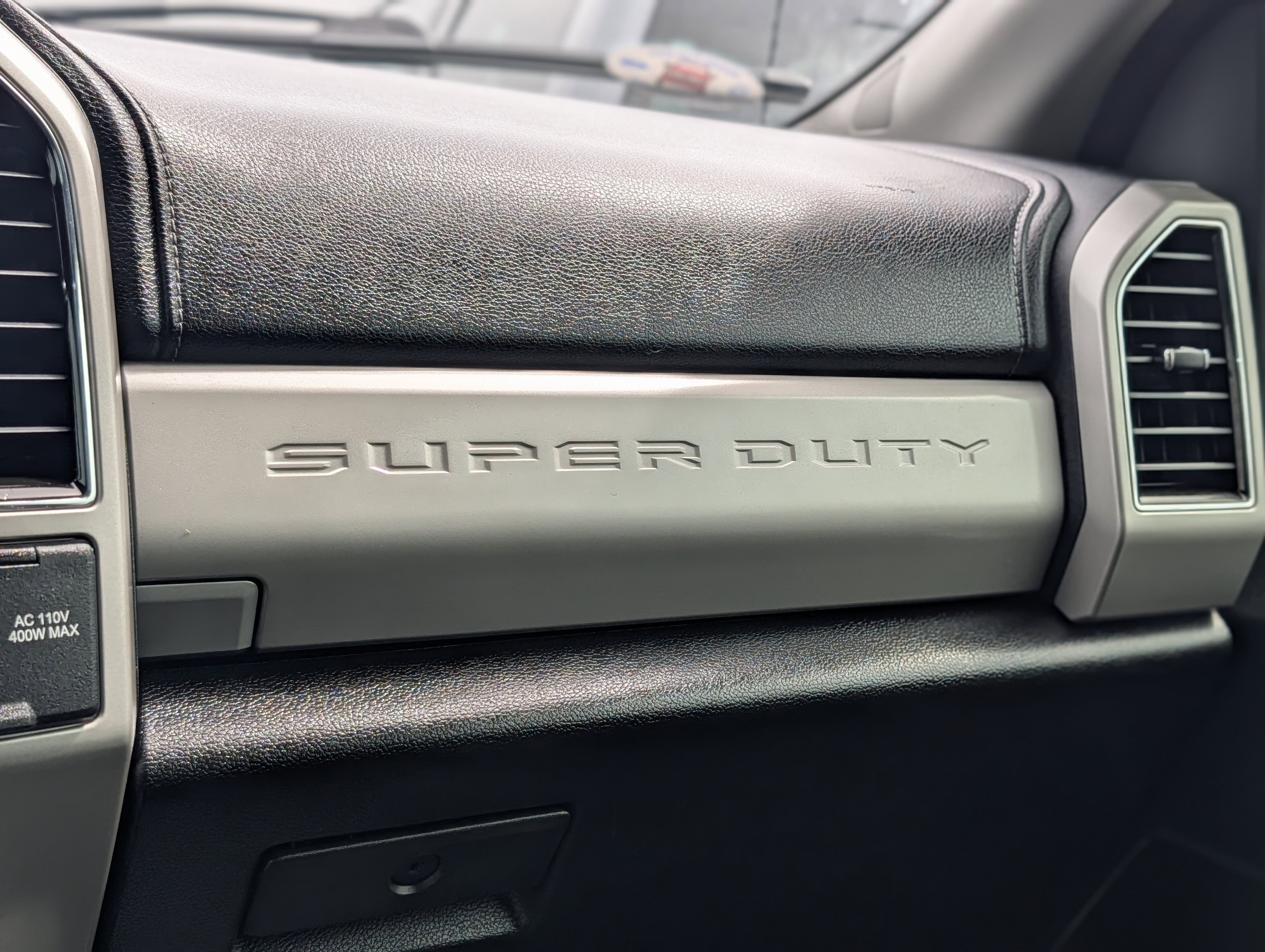 Used 2019 Ford F250 Lariat image 17