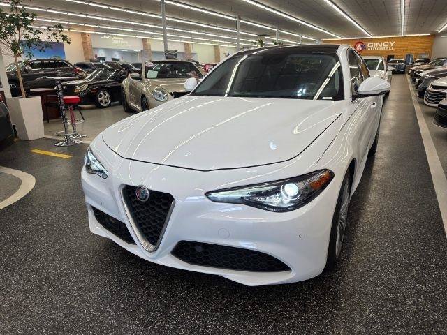 Used 2017 Alfa Romeo Giulia Ti w/ TI Lusso Light Wood Package AWD/4WD image 2