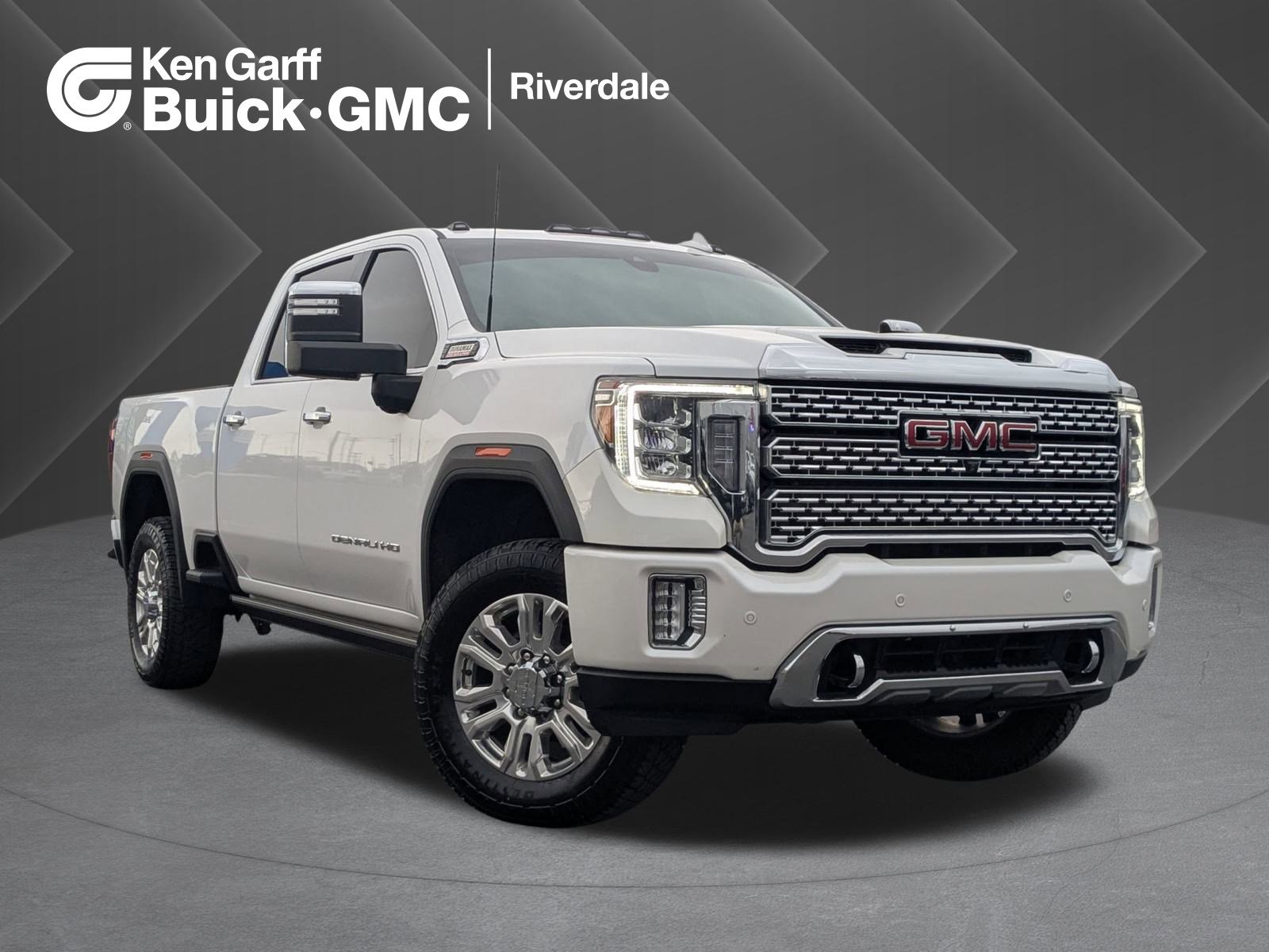 Used 2022 GMC Sierra 3500 Denali w/ Denali Ultimate Package image 1