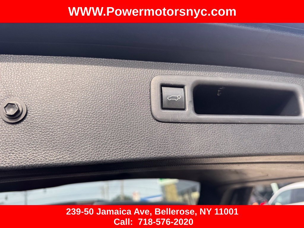 Used 2023 Toyota Highlander XSE AWD/4WD image 28