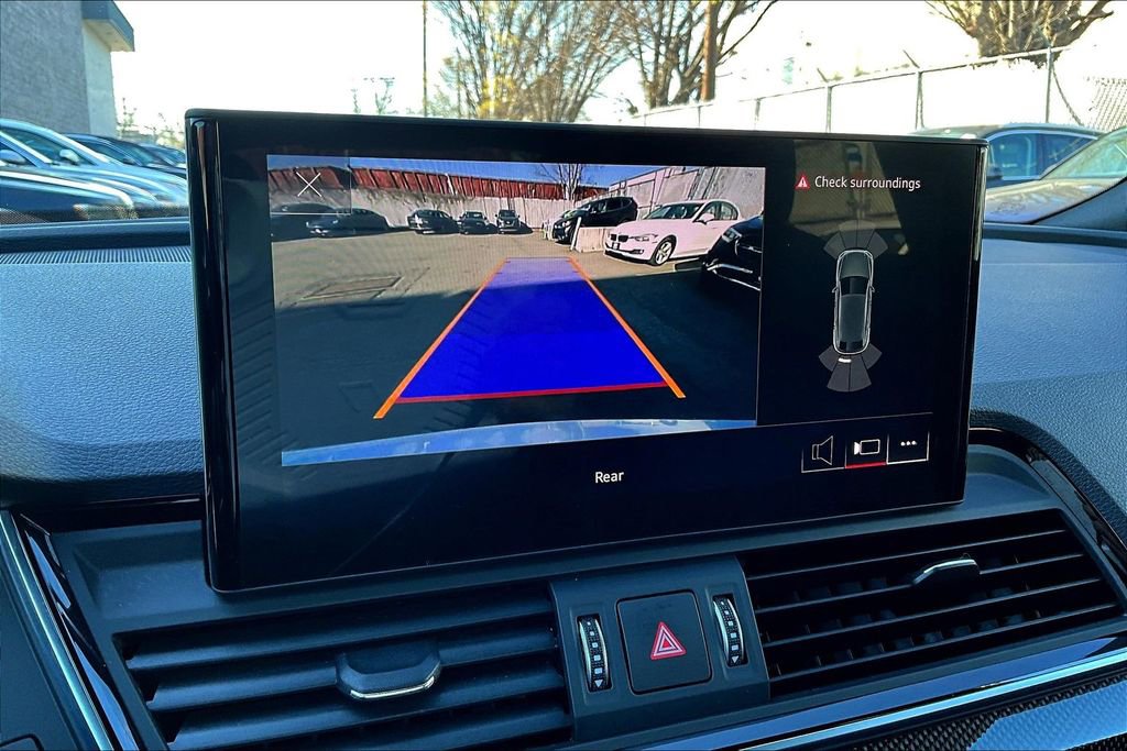 Used 2022 Audi SQ5 Premium w/ Convenience Package image 14