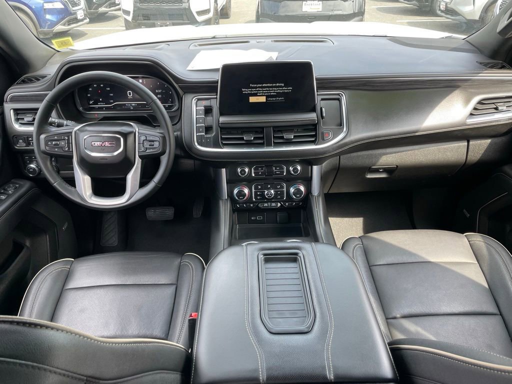 Used 2023 GMC Yukon SLT w/ SLT Premium Package AWD/4WD image 13
