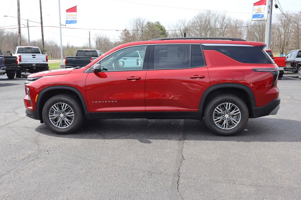 Used 2026 Chevrolet Traverse LT w/ Driver Confidence Package image 29