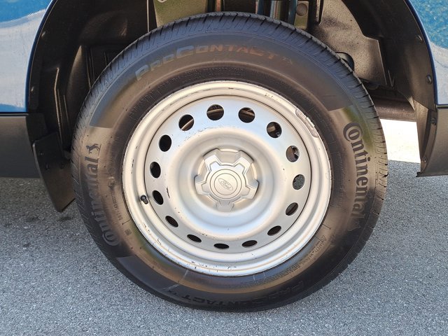 Certified 2024 Ford Maverick XL image 4