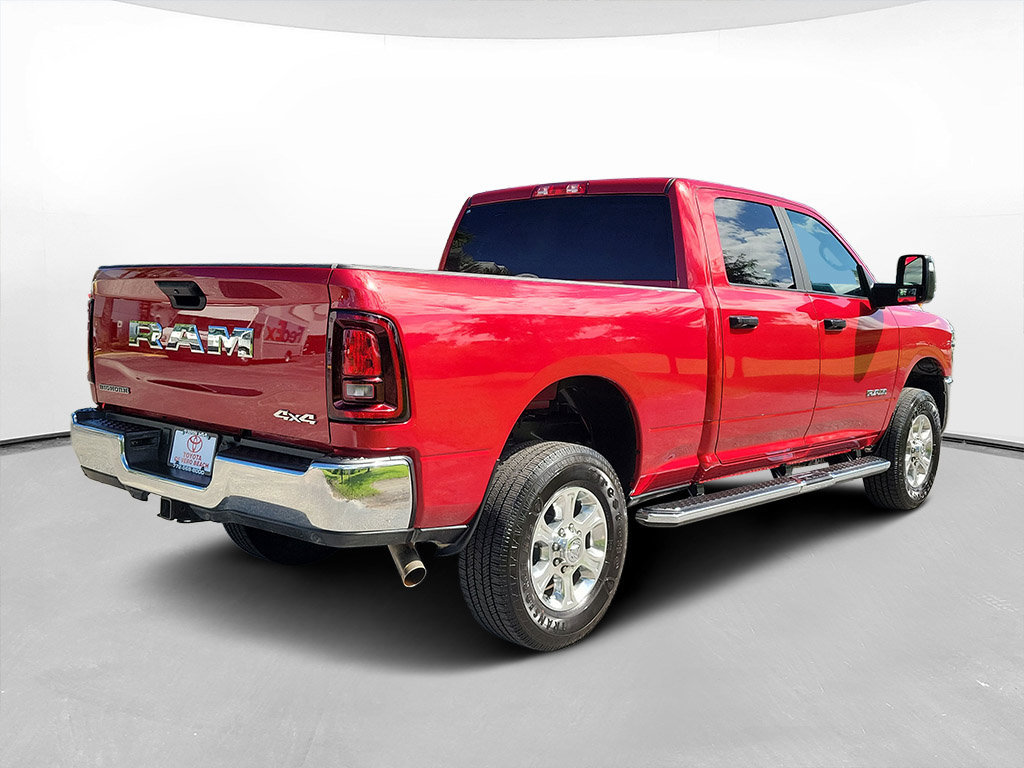 Used 2026 RAM 2500 Big Horn AWD/4WD image 4