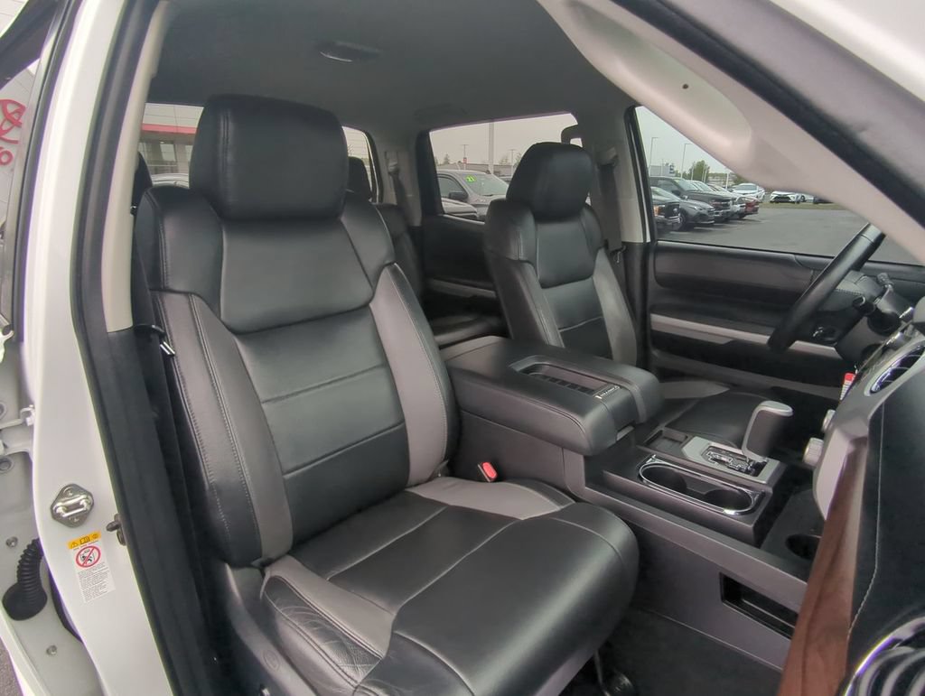 Used 2018 Toyota Tundra Limited w/ Limited Premium Package AWD/4WD image 26