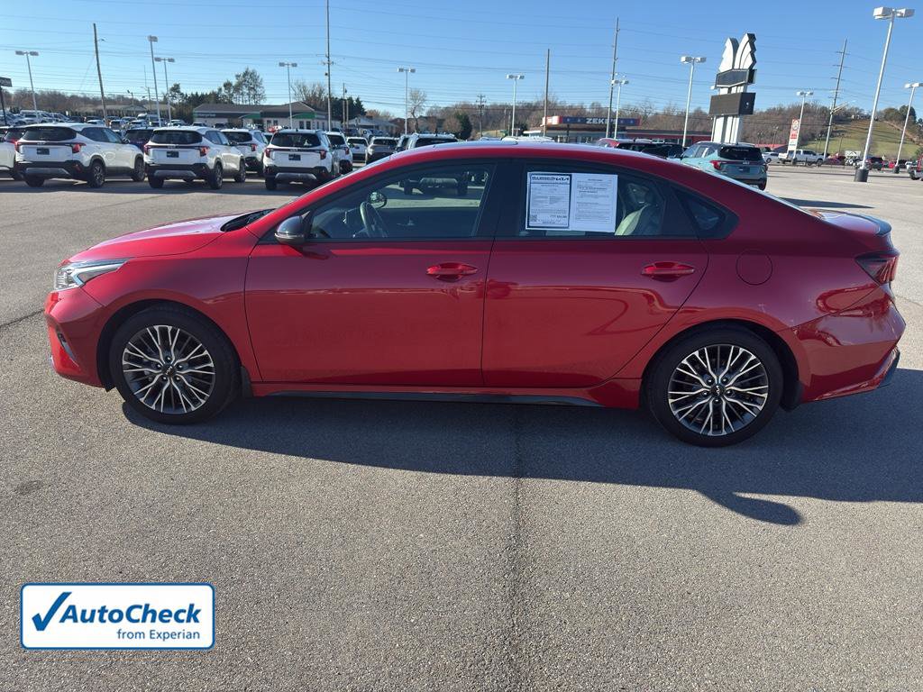 Used 2024 Kia Forte GT-Line w/ GT-Line Premium Package image 2