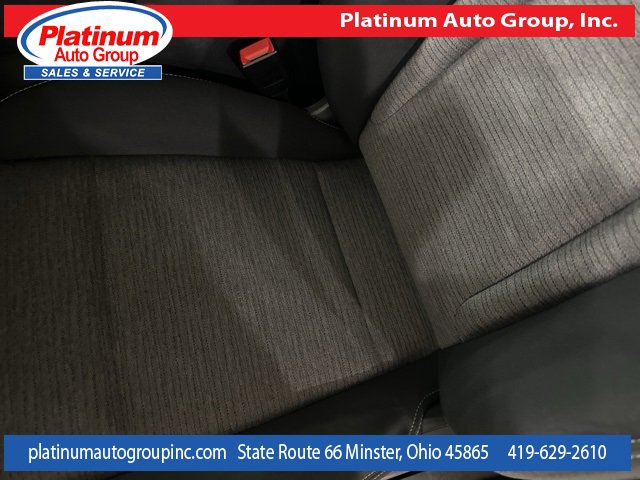 Used 2021 Nissan Rogue S image 12