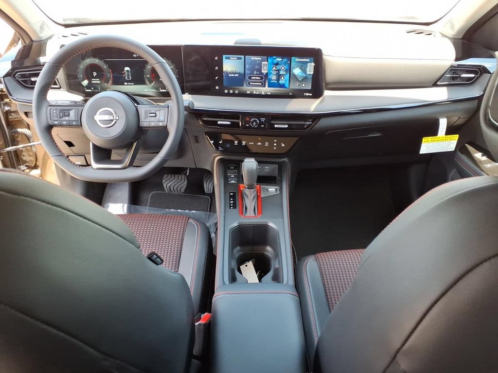 New 2026 Nissan Kicks SR w/ SR Premium Package AWD/4WD image 32