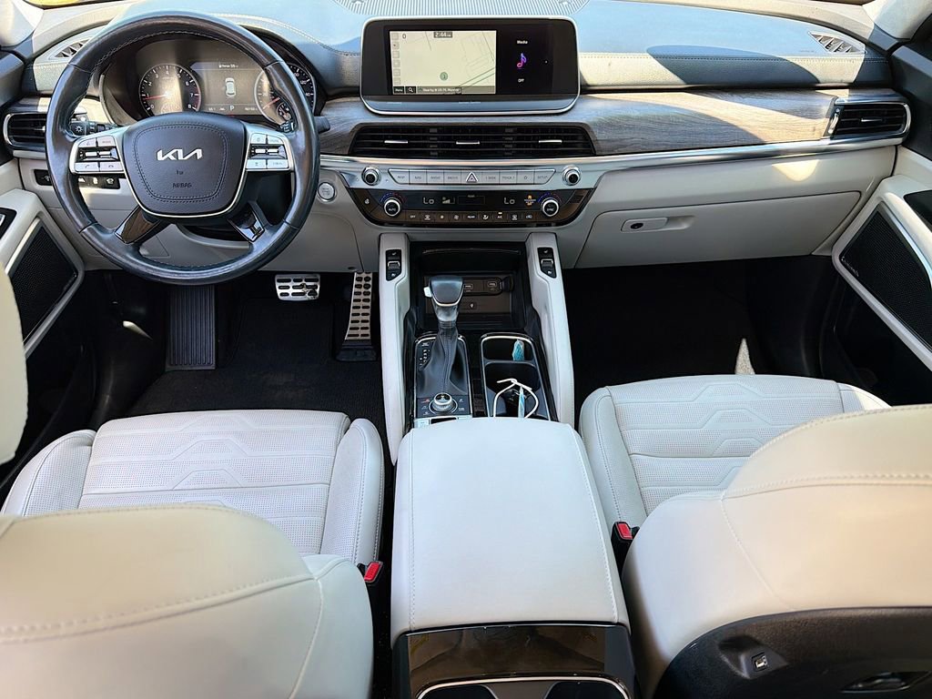 Used 2022 Kia Telluride SX w/ SX Prestige Package AWD/4WD image 26