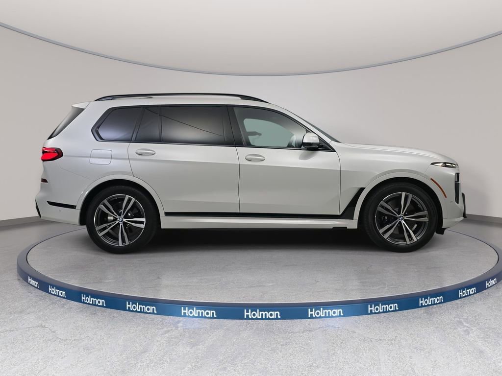 New 2026 BMW X7 xDrive40i w/ M Sport Package image 4