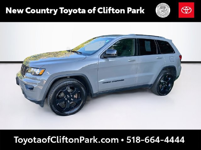 Used 2020 Jeep Grand Cherokee Laredo AWD/4WD image 3