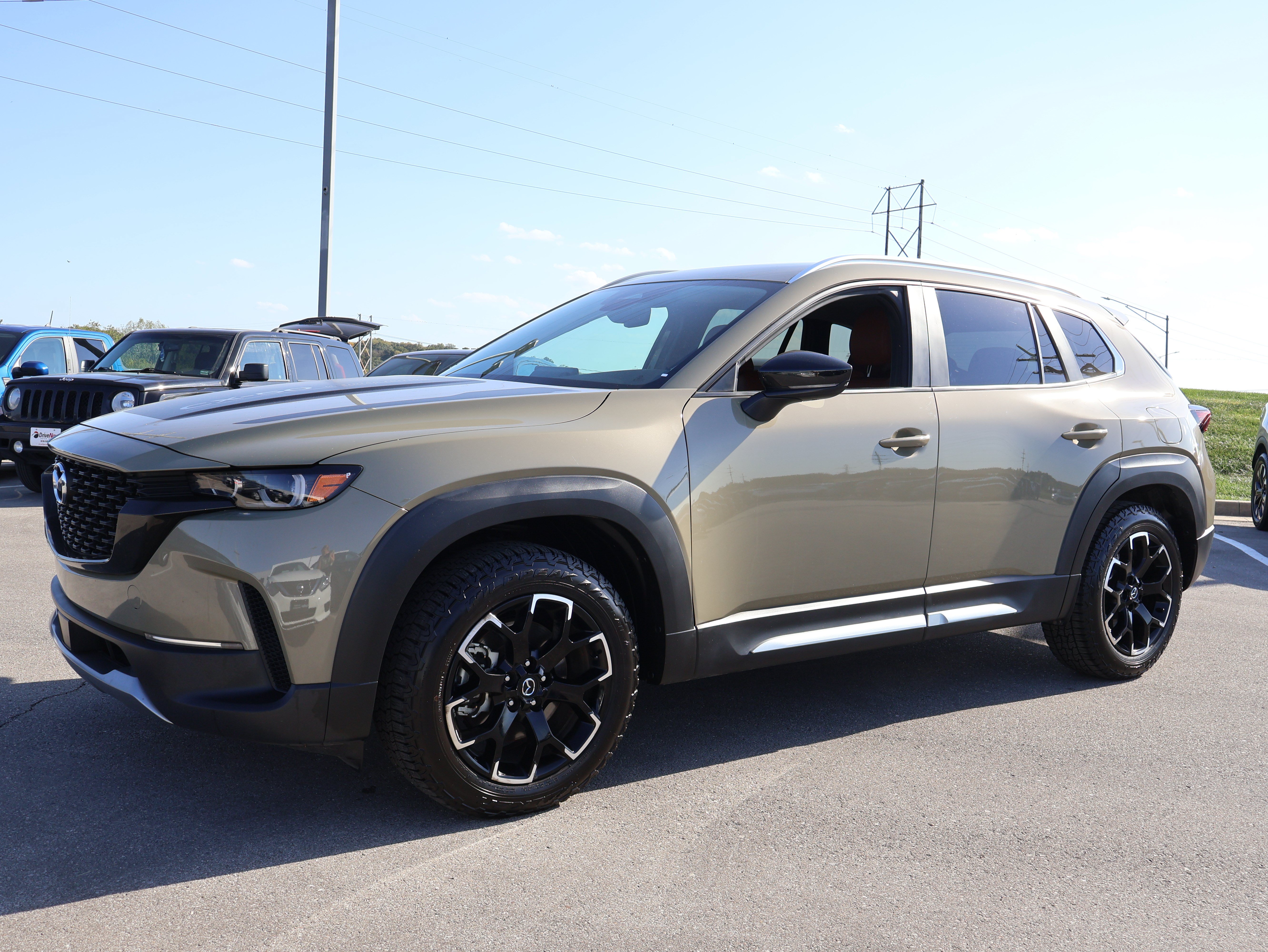 Certified 2025 MAZDA CX-50 Meridian Edition w/ Weather Package AWD/4WD image 4