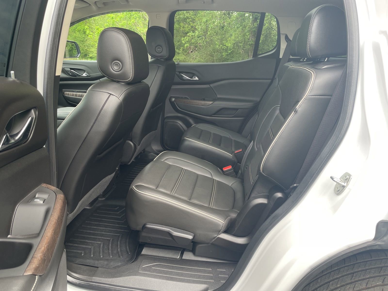 Used 2023 GMC Acadia Denali w/ Denali Ultimate Package image 27