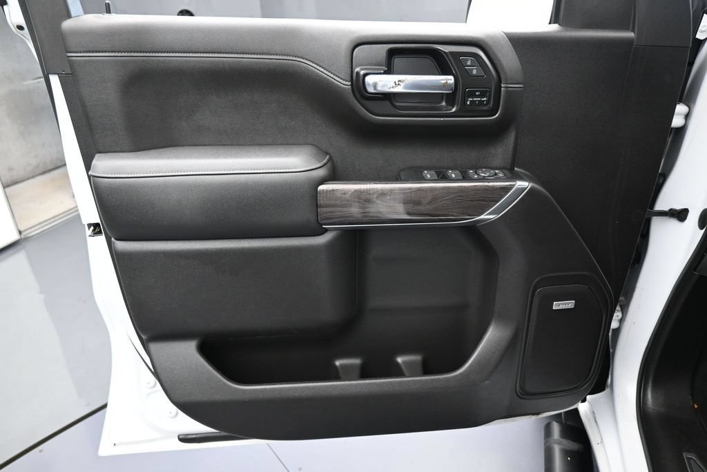 Used 2022 Chevrolet Silverado 1500 LTZ w/ Technology Package RWD image 13