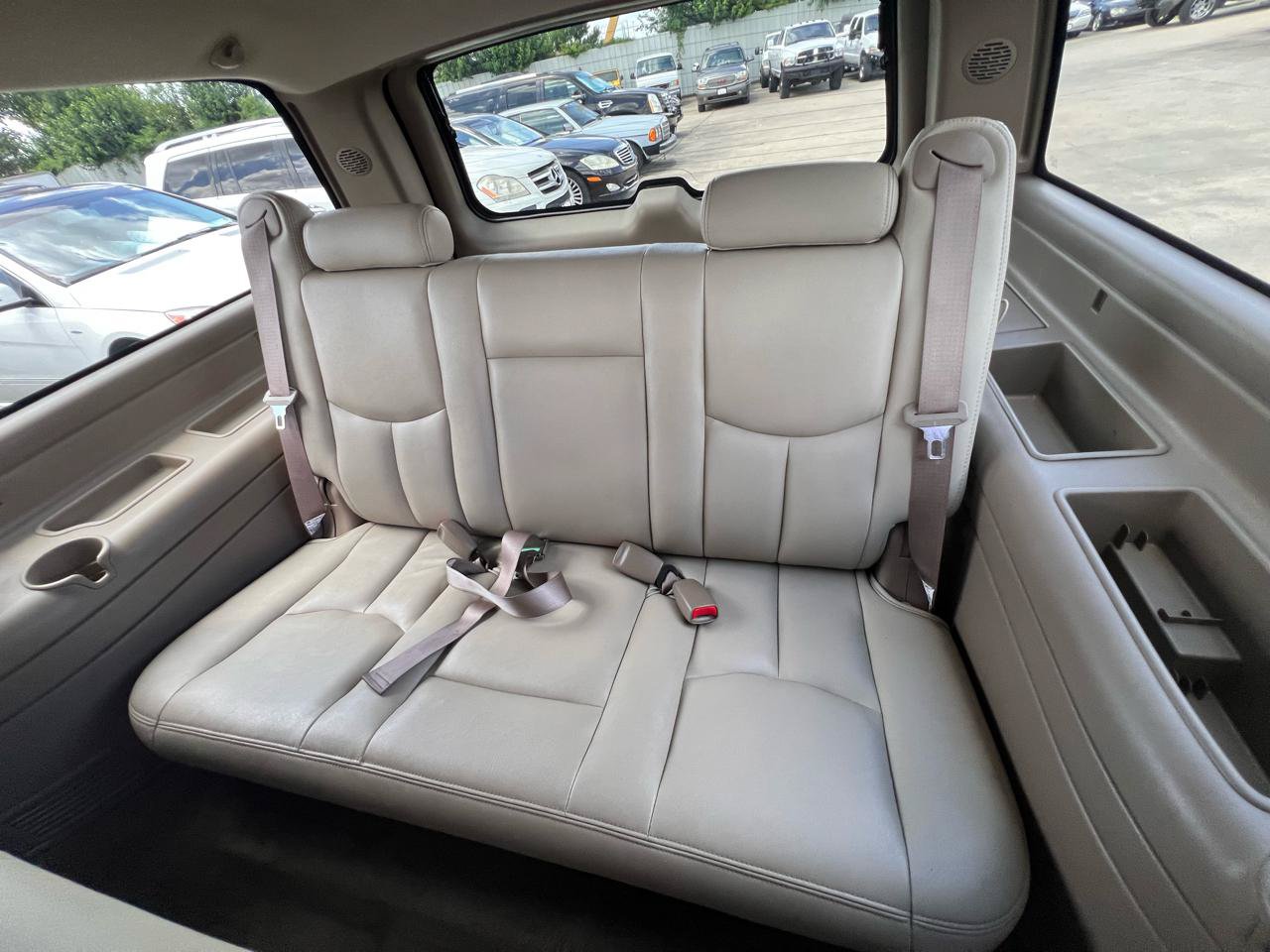 Used 2004 GMC Yukon XL SLT w/ Preferred Equipment Group RWD image 23