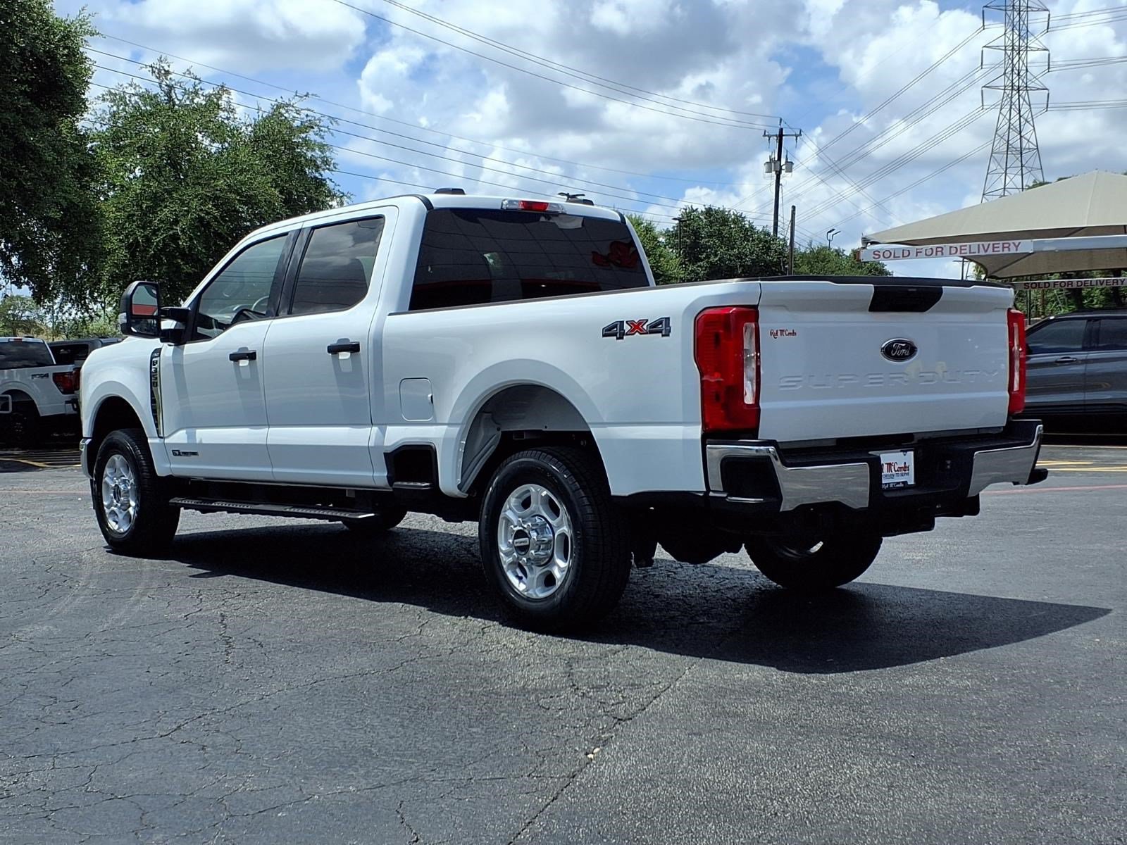 Used 2025 Ford F350 XLT AWD/4WD image 8
