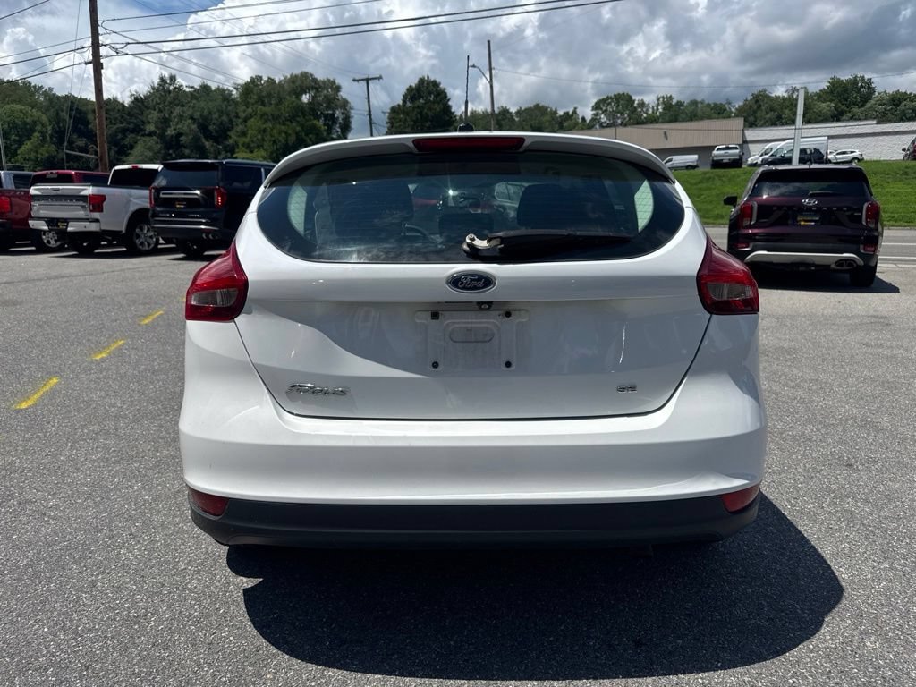 Used 2017 Ford Focus SE FWD image 5