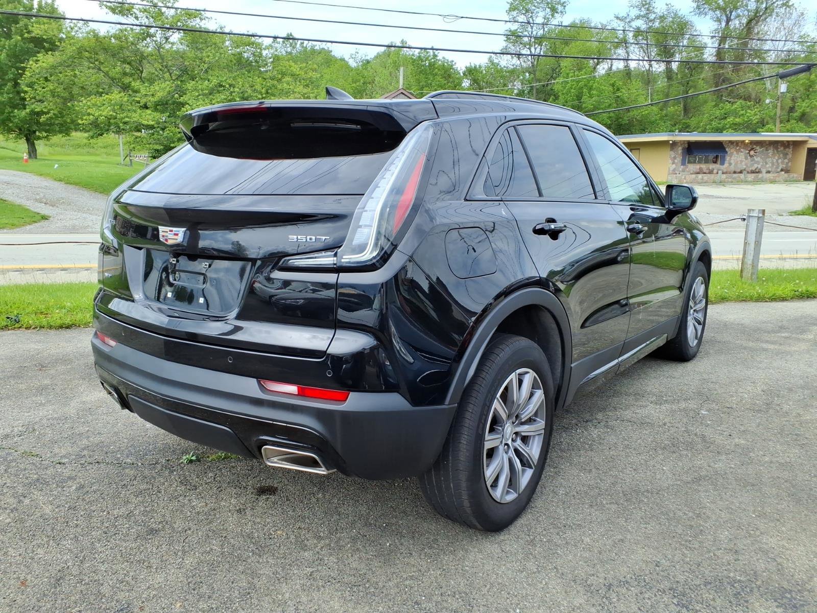 Used 2023 Cadillac XT4 Sport AWD/4WD image 3
