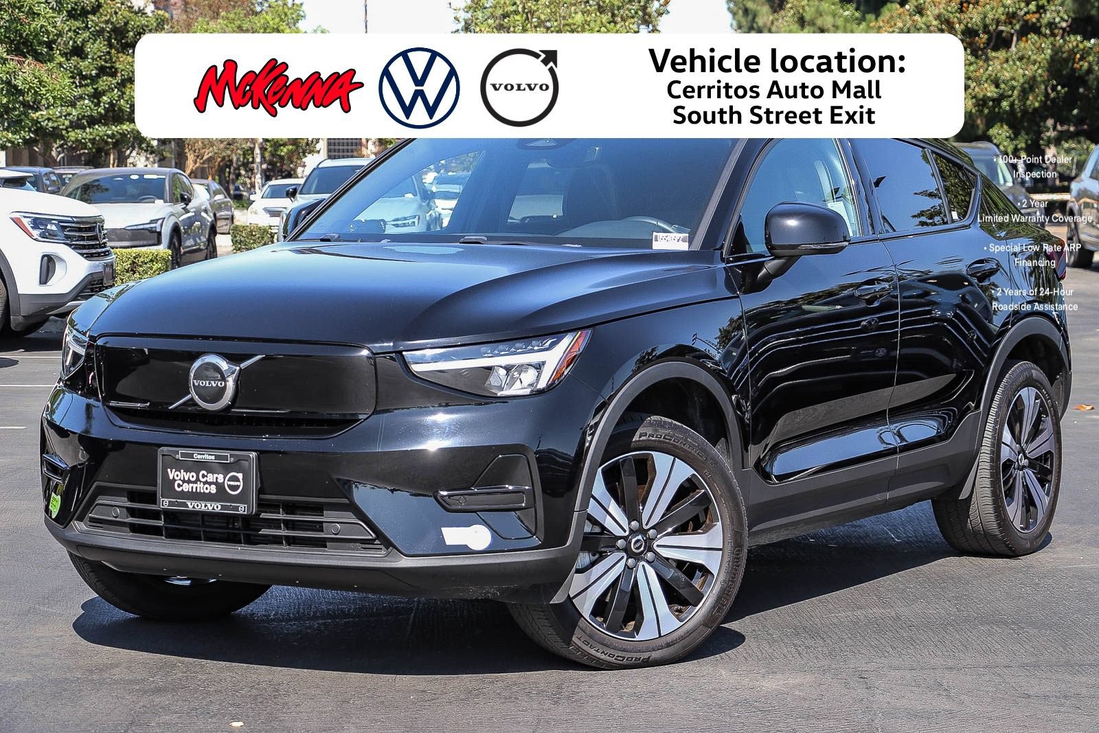 Used 2023 Volvo C40 Recharge Core w/ Protection Package Premier AWD/4WD image 1