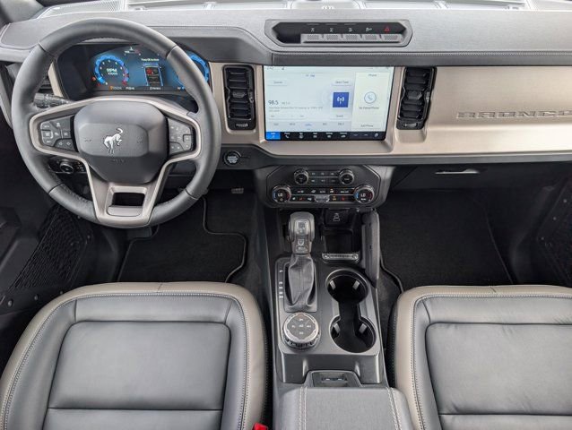 New 2026 Ford Bronco Outer Banks w/ Sasquatch Package image 5