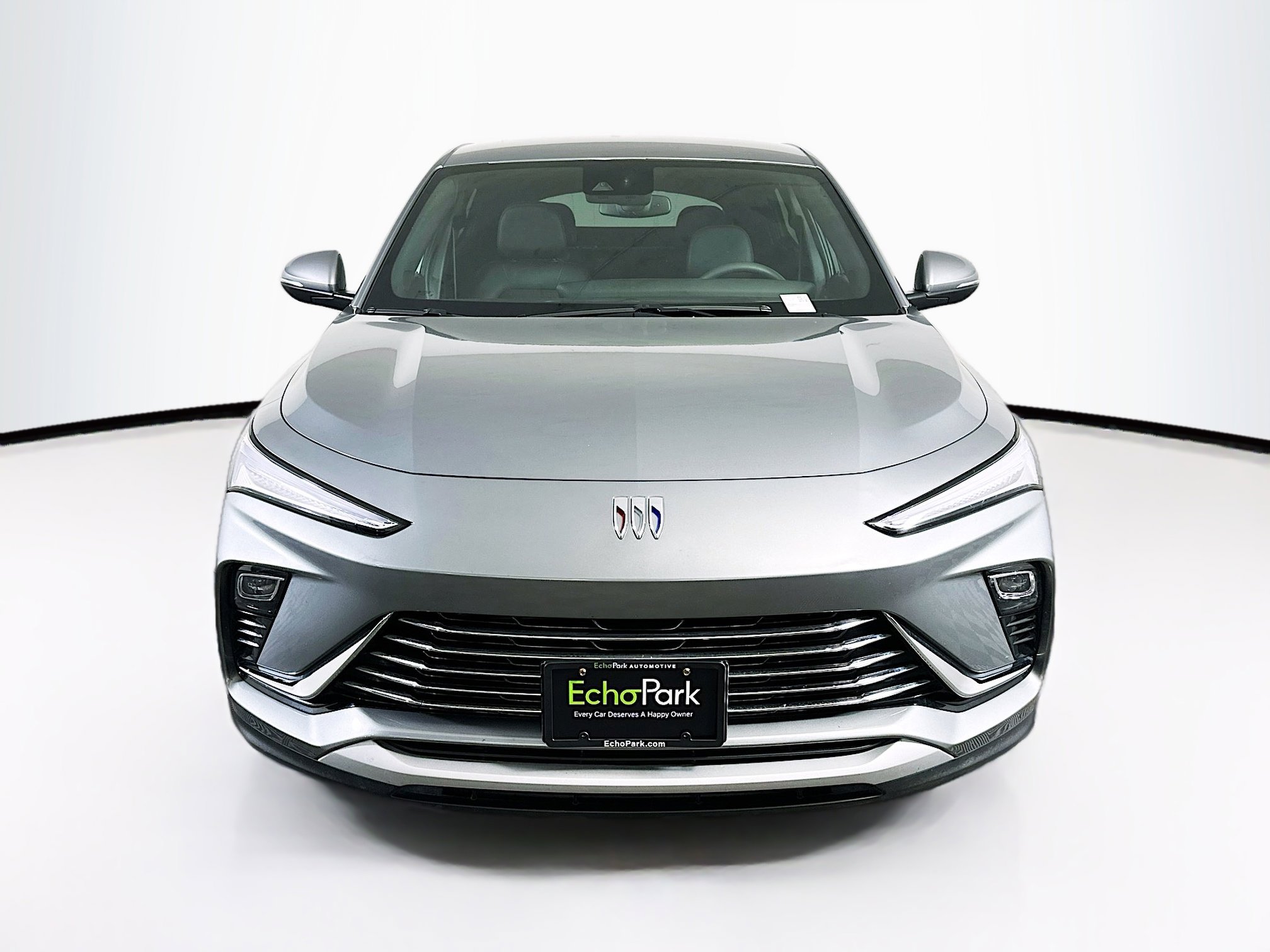 Used 2025 Buick Envista Preferred image 2