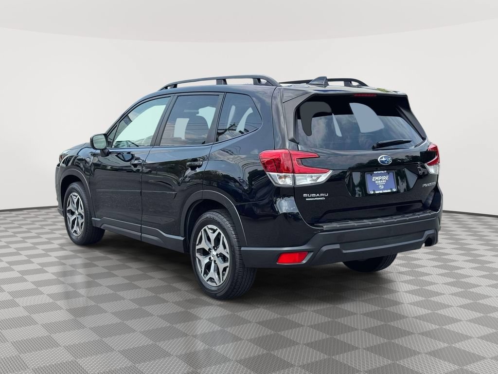 Used 2023 Subaru Forester Premium AWD/4WD image 6