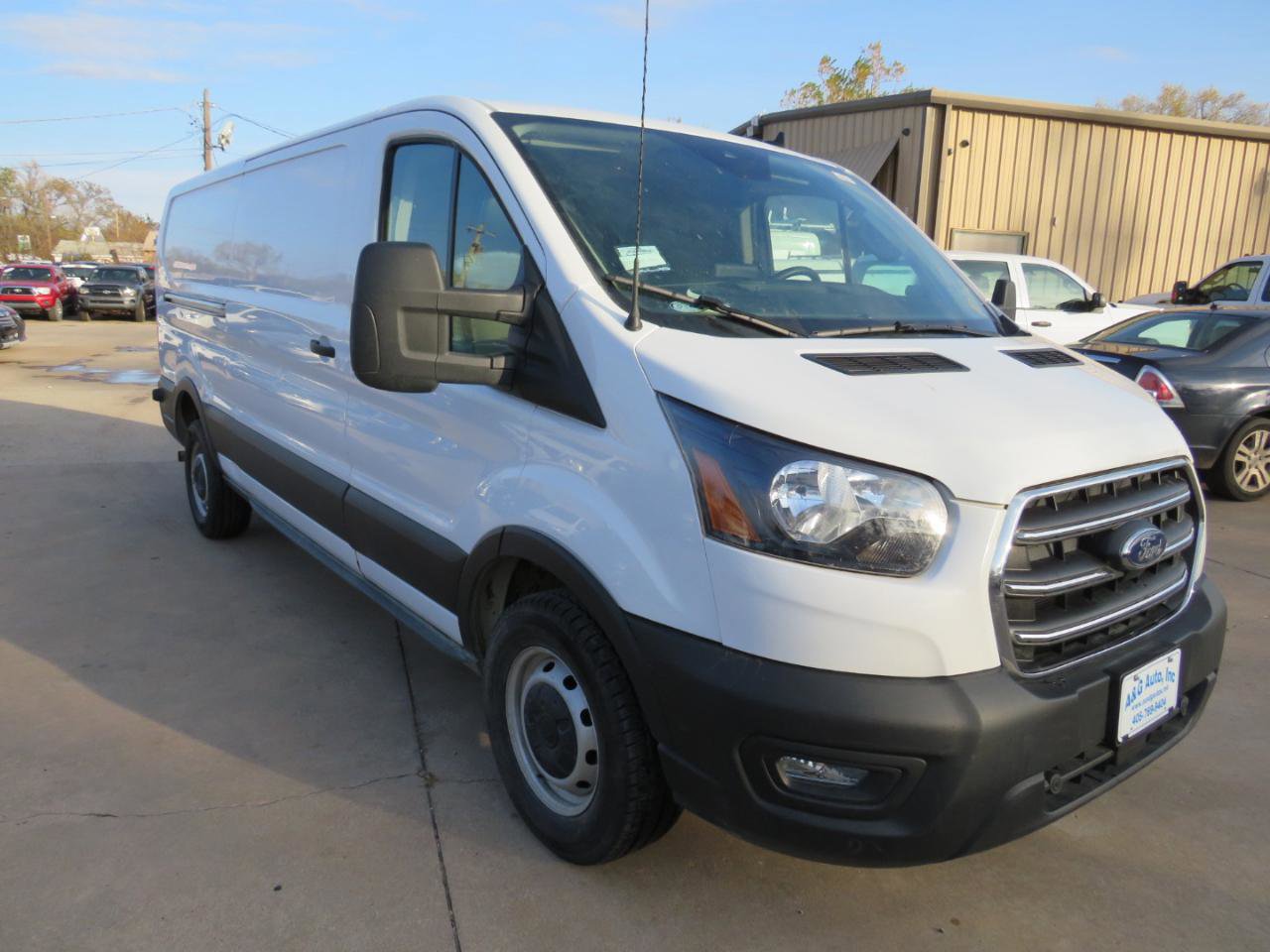 Used 2020 Ford Transit 250 Low Roof RWD image 3