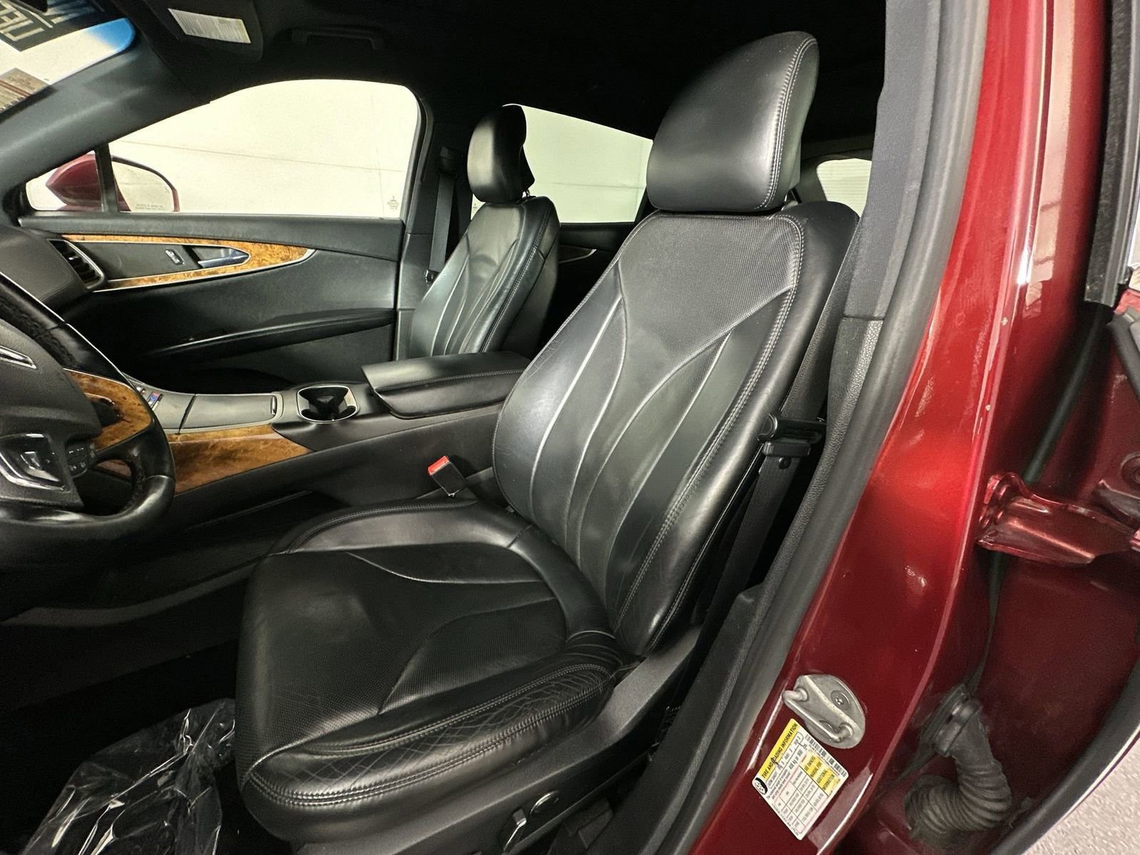 Used 2016 Lincoln MKX Reserve w/ Technology Package image 15