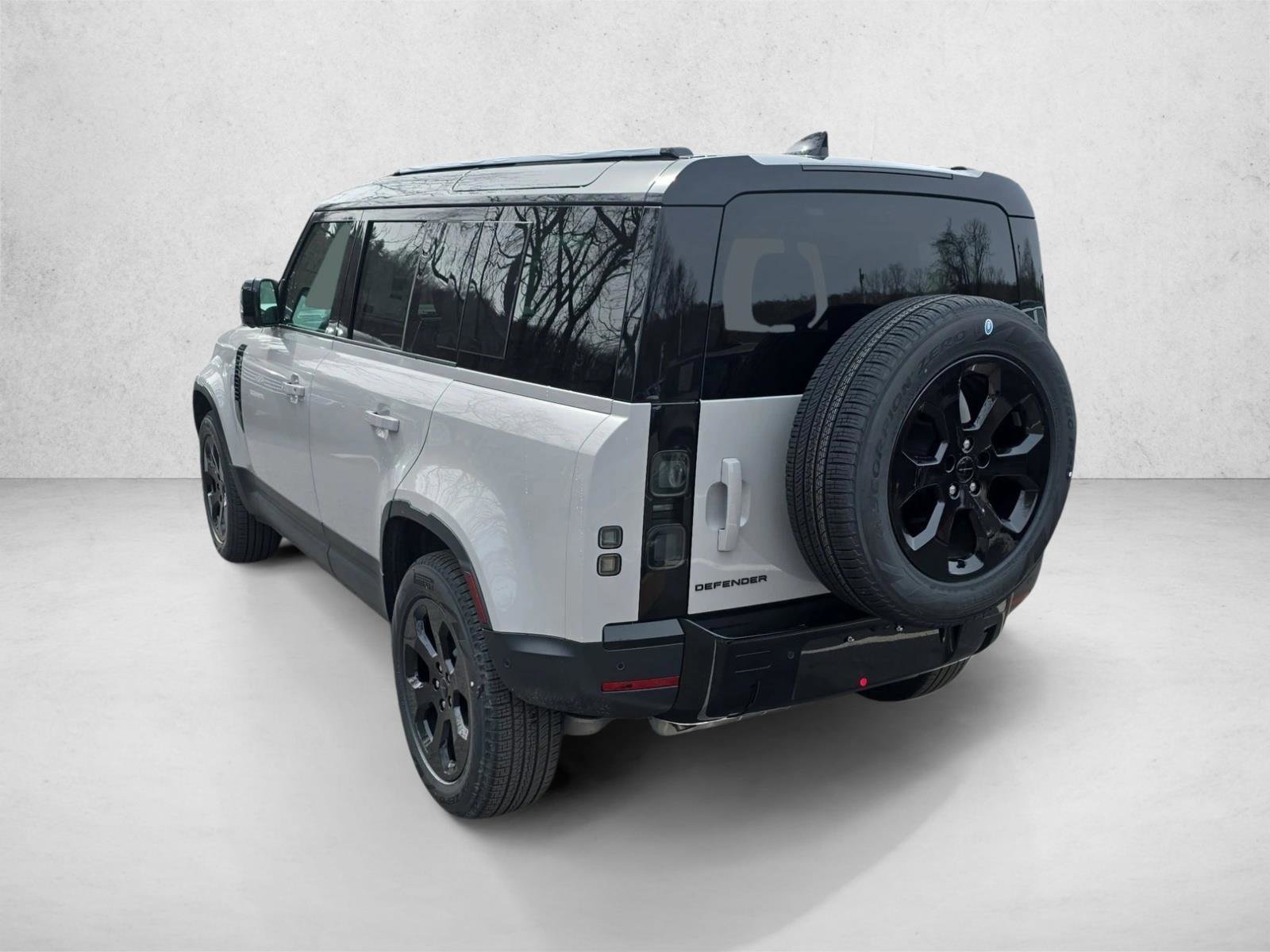 New 2026 Land Rover Defender 110 S AWD/4WD image 7