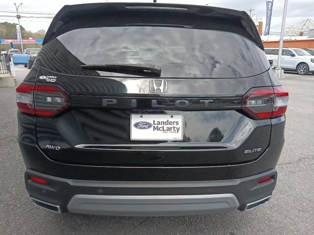 Used 2023 Honda Pilot Elite image 4