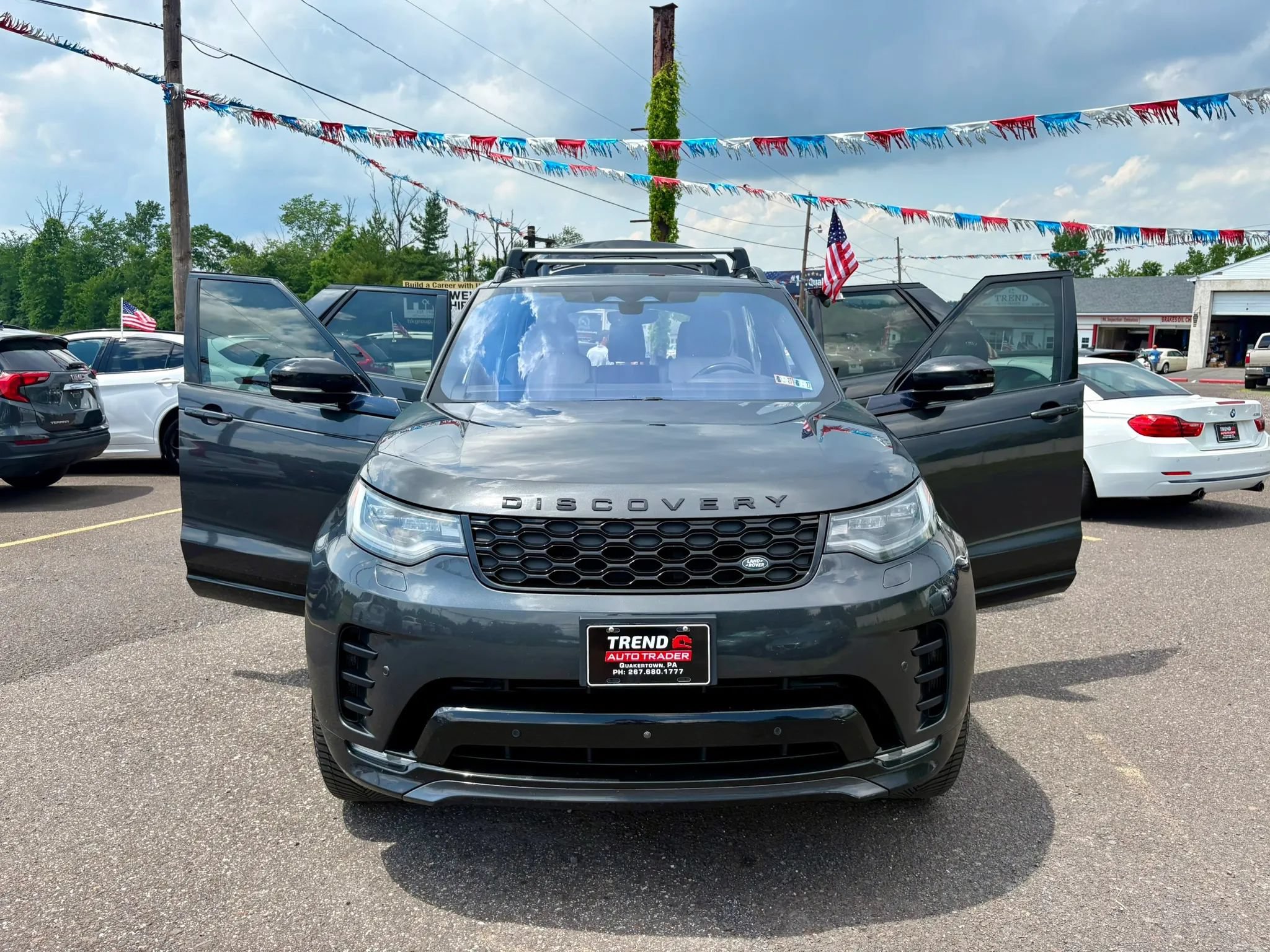 Used 2022 Land Rover Discovery S R-Dynamic AWD/4WD image 10