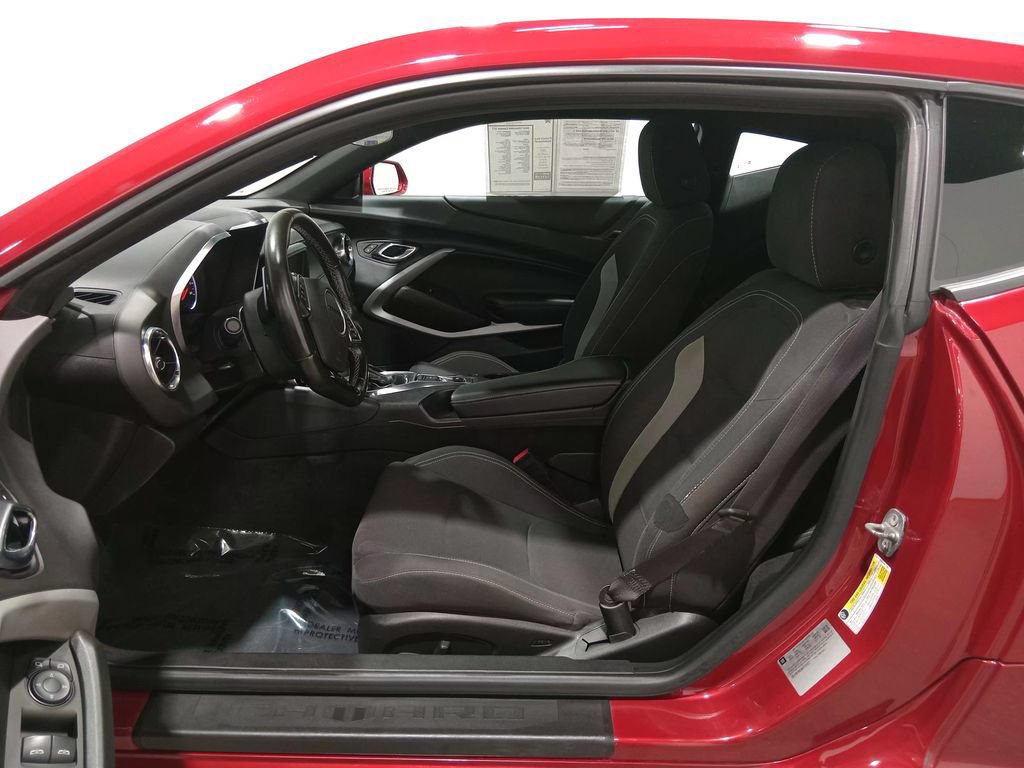 Used 2017 Chevrolet Camaro LT RWD image 14