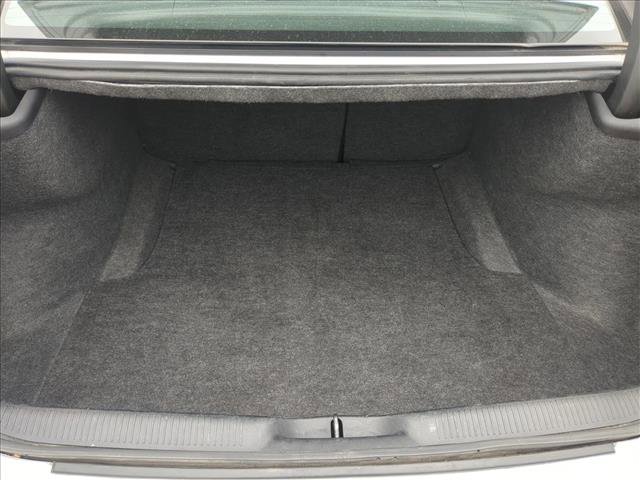 Used 2022 Dodge Charger SXT w/ Leather Interior Group image 6