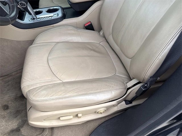 Used 2012 GMC Acadia SLT image 15