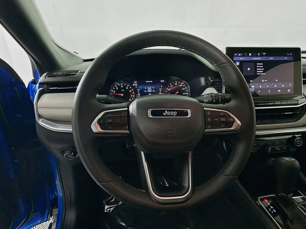 Certified 2024 Jeep Compass Limited image 18