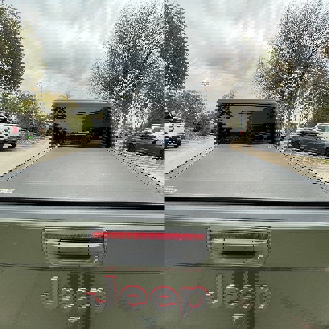 Used 2022 Jeep Gladiator Rubicon w/ LED Lighting Group image 25